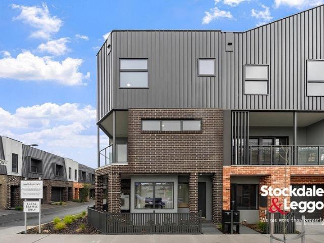 Townhouse for sale in Camerons Creek, Victoria