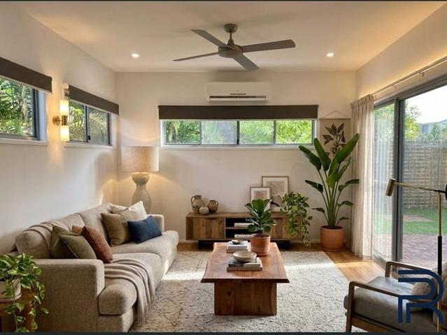 Townhouse for rent in Toombul, Queensland