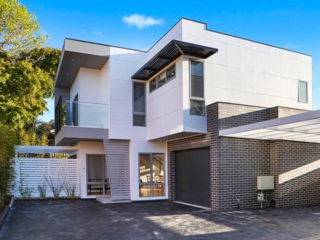 Townhouse for rent in Terrigal, New South Wales