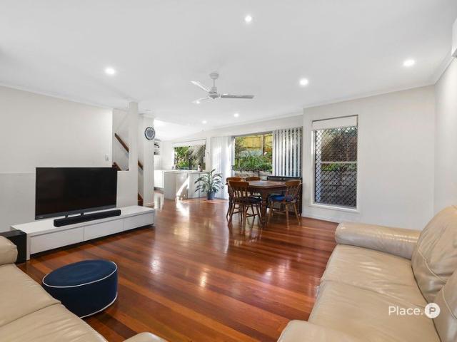 Townhouse for sale in Toombul, Queensland