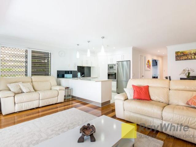Apartment for rent in Main Beach, Gold Coast City