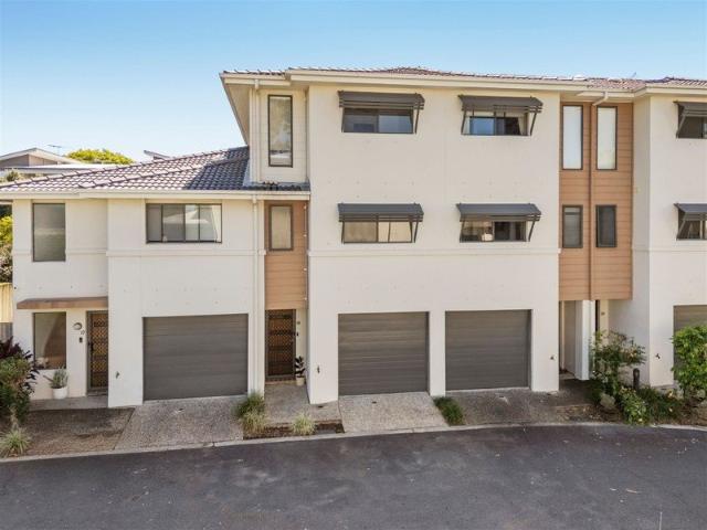 Townhouse for sale in Methul, Queensland