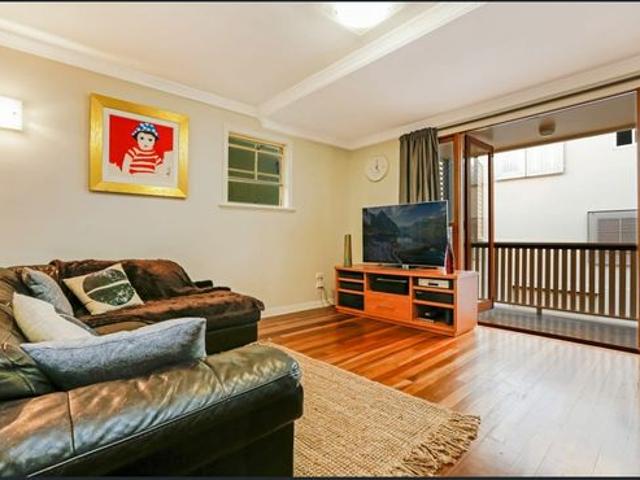 Townhouse for rent in Toombul, Queensland