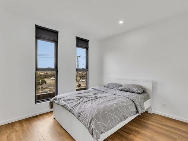 Townhouse for rent in Keon Park, Melbourne