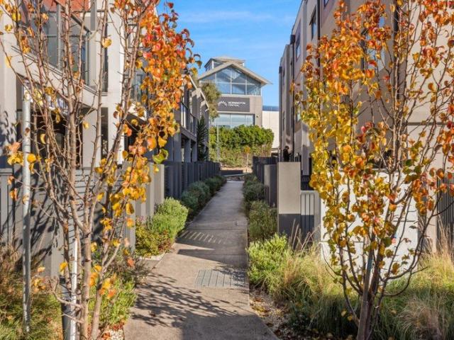 Townhouse for rent in Camerons Creek, Victoria