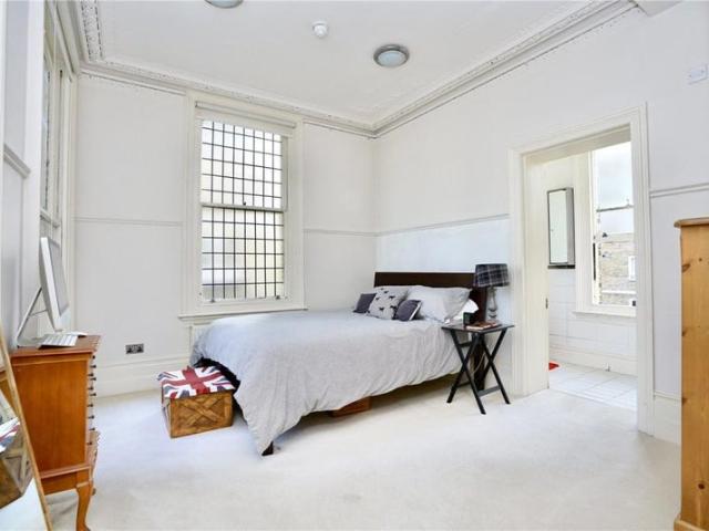 Apartment for rent in Aldrington