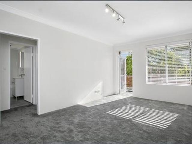 Apartment for rent in Dee Why Beach, Sydney