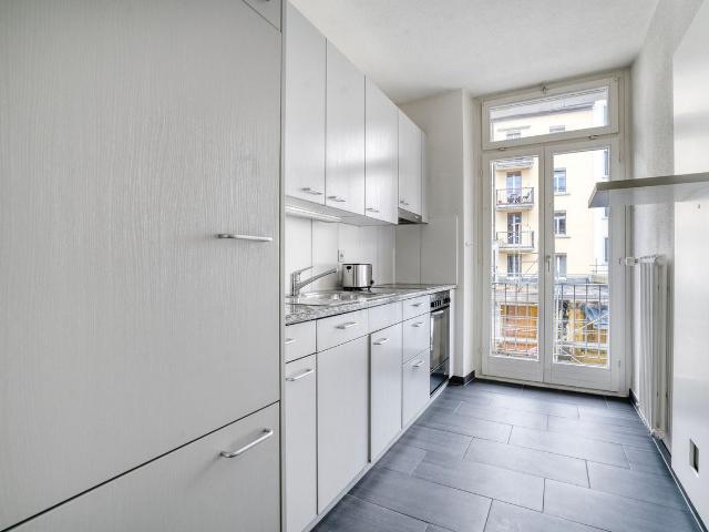 Apartment mieten in Einigen, Zürich