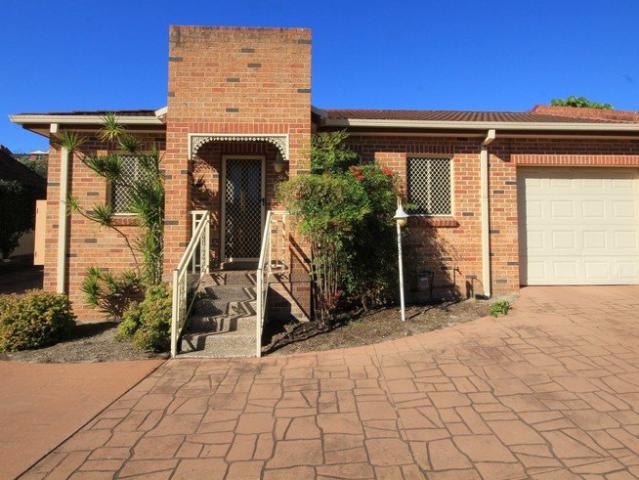 Townhouse for rent in Sydney, New South Wales