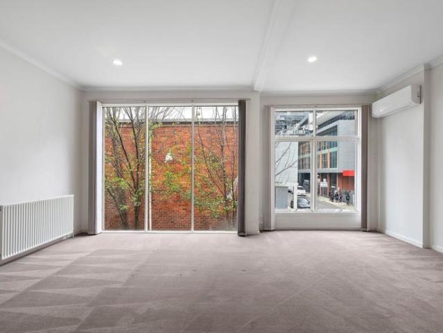 Townhouse for rent in Camerons Creek, Victoria