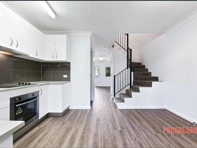 Townhouse for rent in Sydney, New South Wales
