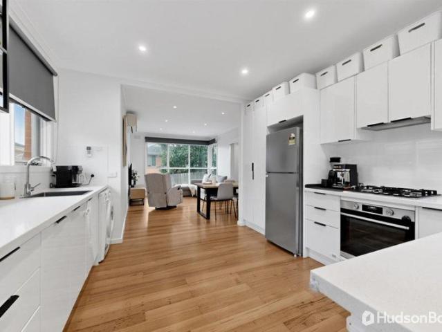 Apartment for rent in Surrey Hills, Melbourne