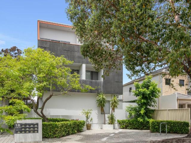 Apartment for sale in Cockburn, Western Australia