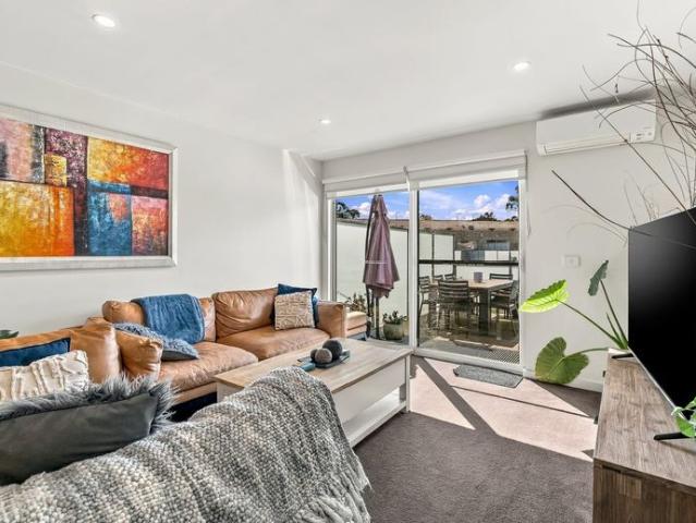Townhouse for rent in Ringwood, Melbourne
