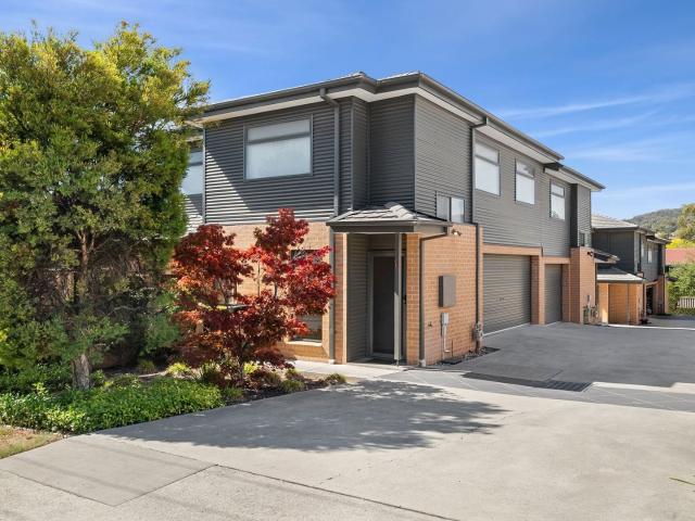 Property for sale in Queanbeyan West, Queanbeyan