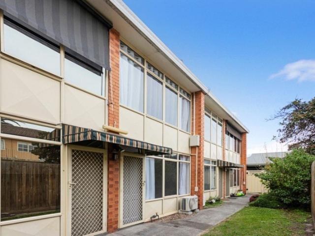 Apartment for rent in Carnegie, Melbourne