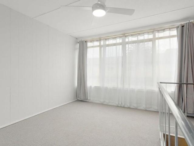 Apartment for rent in Carnegie, Melbourne