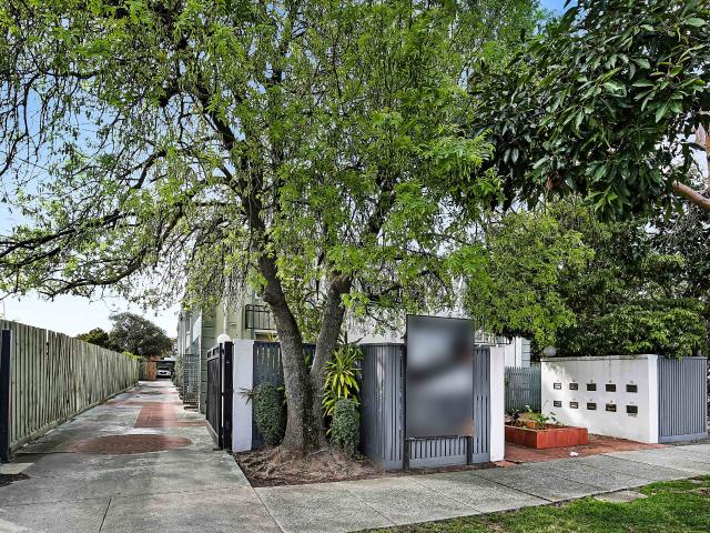 Apartment for rent in Murrumbeena, Melbourne