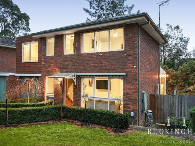 Townhouse for sale in Camerons Creek, Victoria