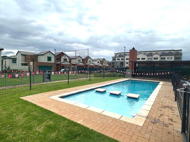 Apartment for rent in Wilgeheuwel, Roodepoort