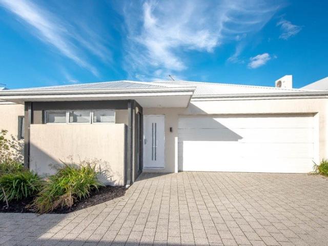 Villa for sale in Stirling, Western Australia