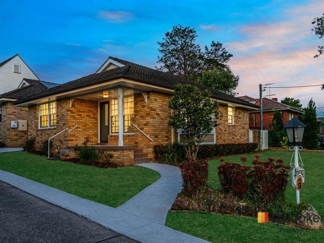 Villa for sale in Sydney, New South Wales