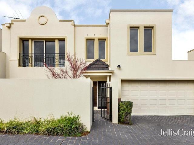Townhouse for sale in Camerons Creek, Victoria