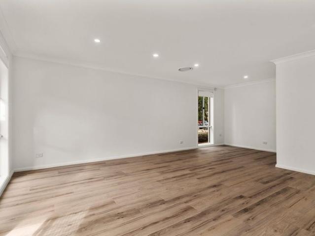 Townhouse for rent in Sutherland, New South Wales