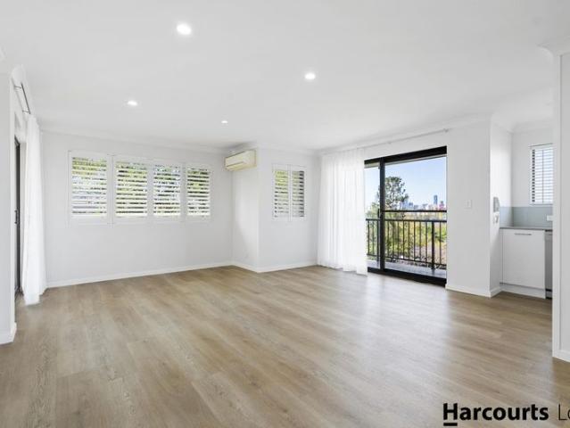 Townhouse for rent in Toowong, Greater Brisbane