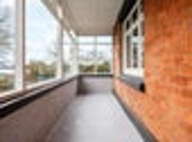 House for sale in Hamilton Lake