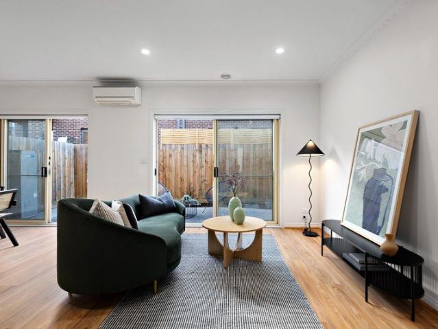 Townhouse for sale in Camerons Creek, Victoria