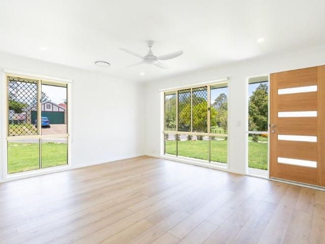 House for rent in Petrie, Greater Brisbane