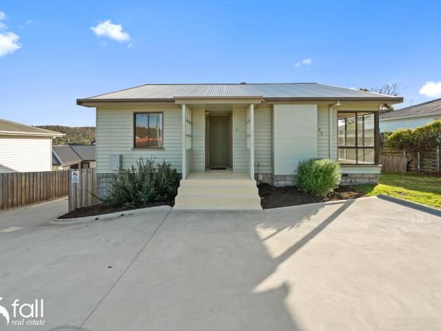 Apartment for sale in Warrane, Tasmania