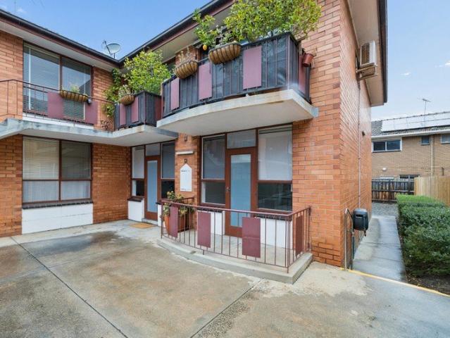 Apartment for sale in Williamstown, Melbourne