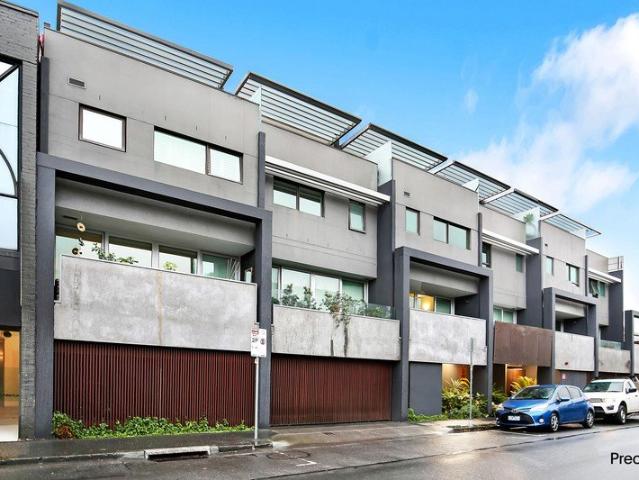 Apartment for sale in Camerons Creek, Victoria