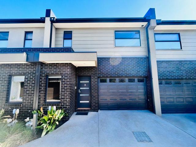 Townhouse for rent in Camerons Creek, Victoria