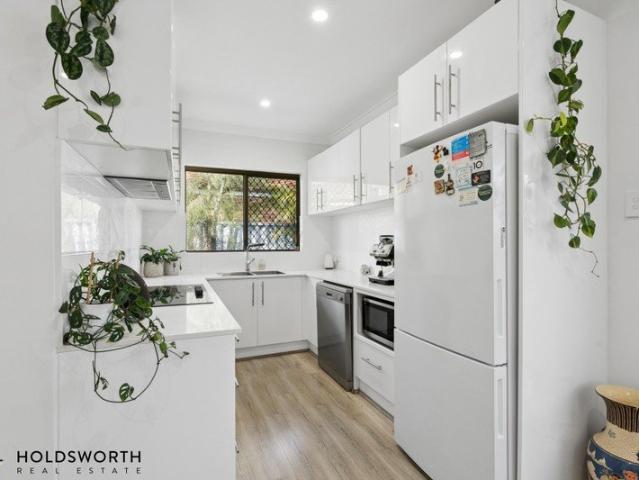 Villa for rent in Stirling, Western Australia