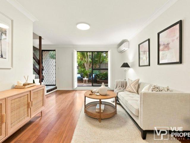 Townhouse for sale in Sydney, New South Wales