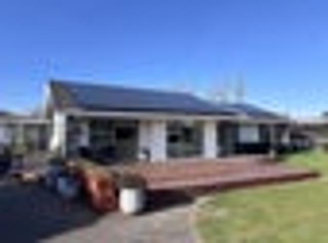House for rent in Ouruhia, Canterbury