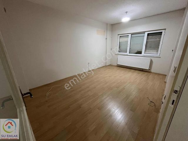 Tire, İzmir içerisinde satılık mülk