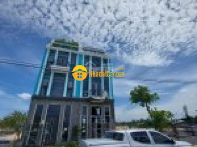 Nhà mặt phố bán