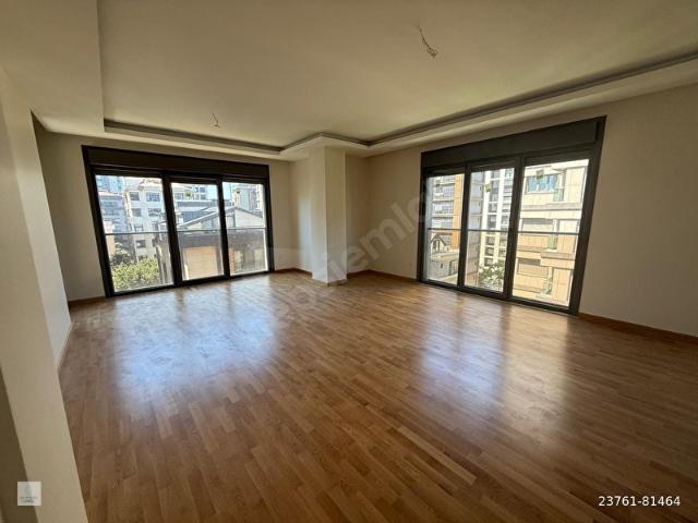 Kadiköy, İstanbul içerisinde satılık mülk