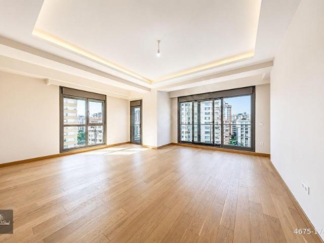 Kadiköy, İstanbul içerisinde satılık mülk