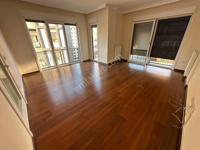 Ayşekadın, Kadıköy içerisinde kiralık mülk