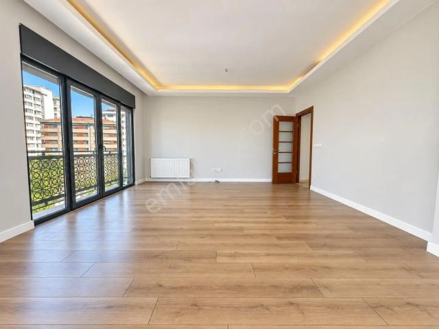 Kadiköy, İstanbul içerisinde satılık mülk