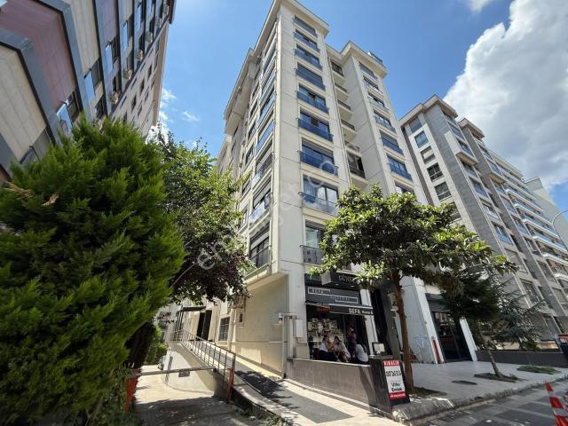 Kadiköy, İstanbul içerisinde kiralık mülk