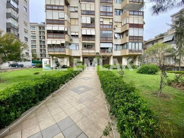 Kadiköy, İstanbul içerisinde satılık mülk