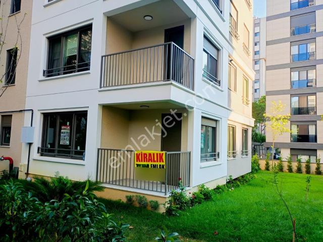 Kadiköy, İstanbul içerisinde kiralık mülk