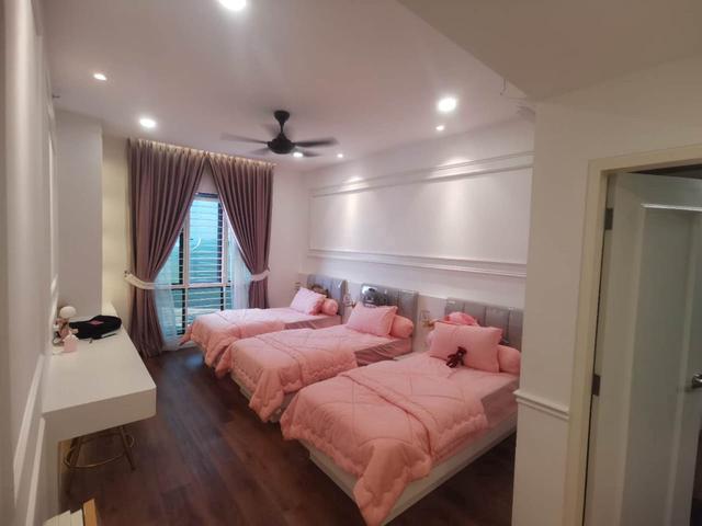 Serviced Residence for sale in Wellesley, Penang