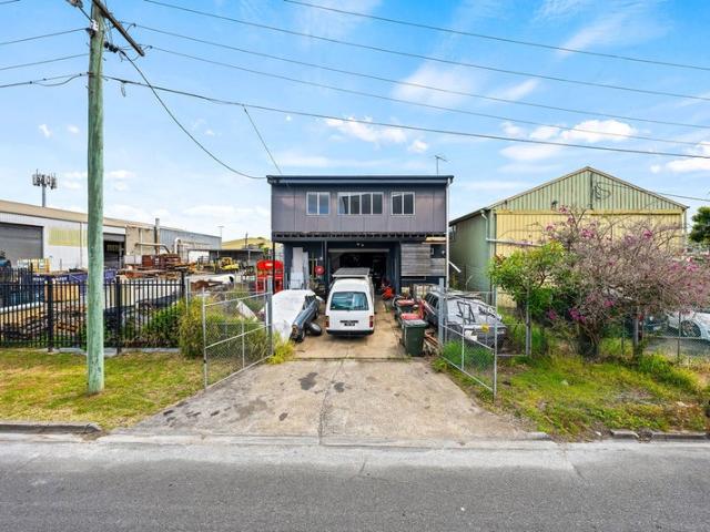 Warehouse for sale in Rocklea, Greater Brisbane